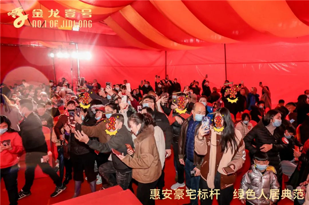 惠安这个地方火了!4898元/㎡起,首开劲销,买房抽车位!——九房网 惠安这个地方火了!4898元/㎡起,首开劲销,买房抽车位!——九房网