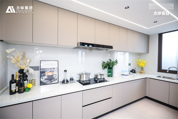 匠心品质,用心著造!力标水岸豪庭实景示范区惊艳开放!——九房网 匠心品质,用心著造!力标水岸豪庭实景示范区惊艳开放!——九房网